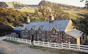 Tyddynmawr Farmhouse B&B,  Dolgellau